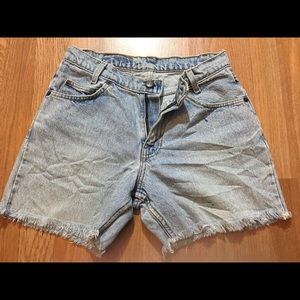 Levi’s Denim Shorts Women’s 26” Button Top #369